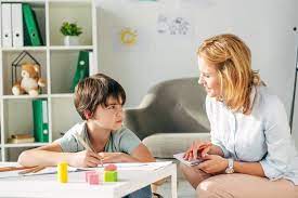 Qual o papel do professor no processo diagnóstico e no tratamento do TDAH?